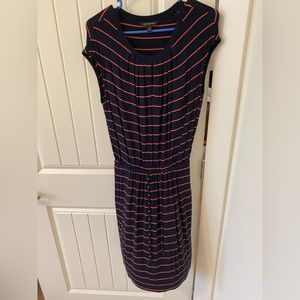 Banana Republic Dress. Cinch Waist . Size Extra Small
